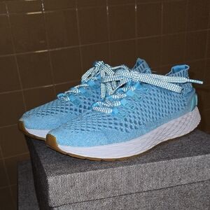 Blue Knit Sneakers with White Soles